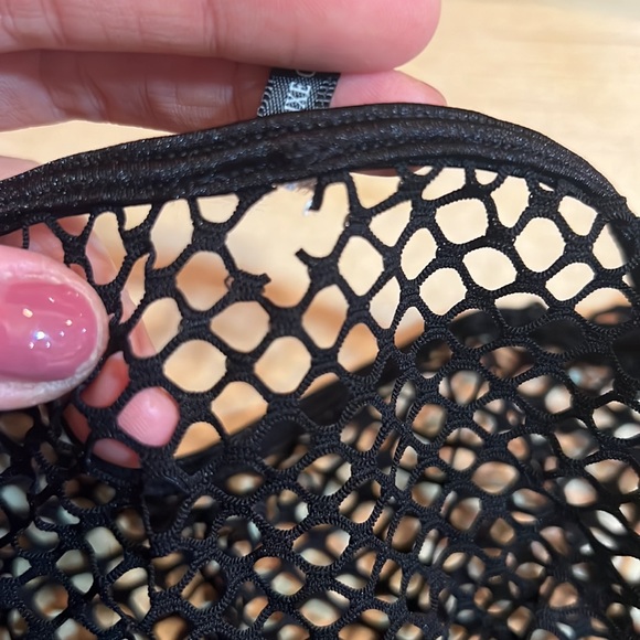 Fishnet off the shoulder crop top - Picture 5 of 5